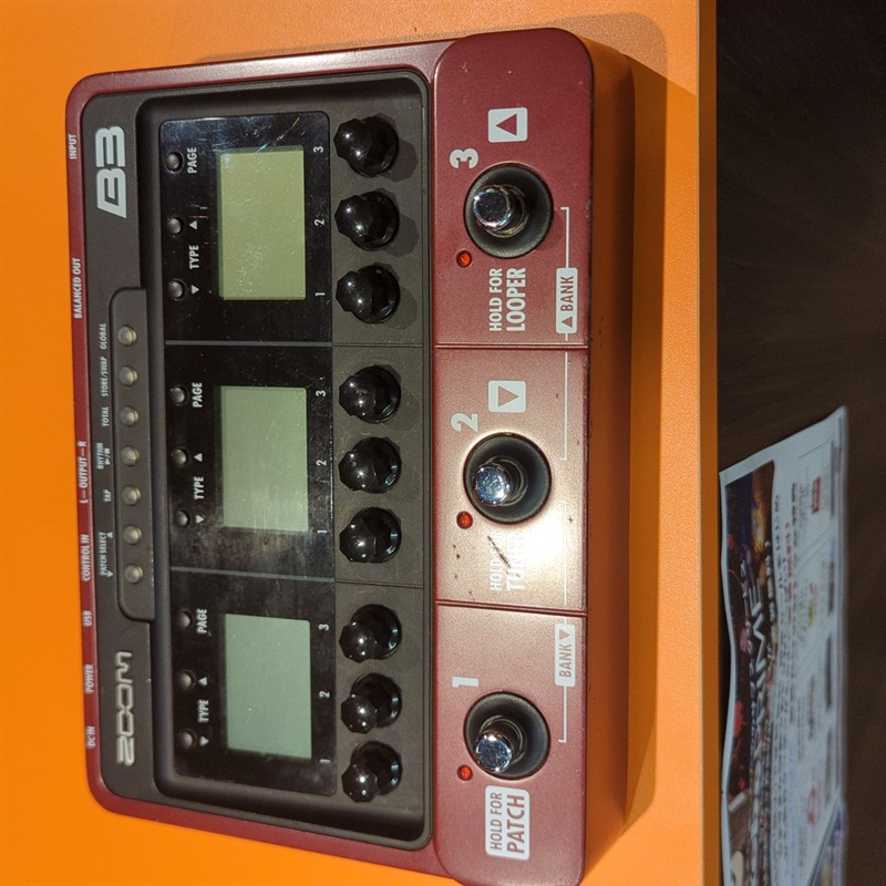 ZOOM B3の画像